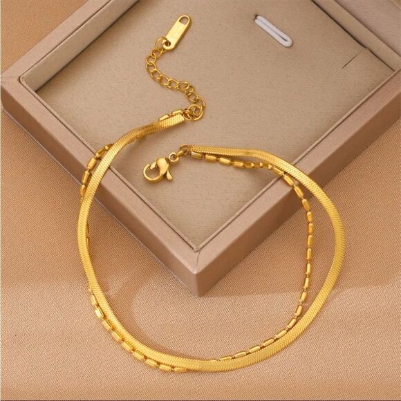 #39 Double Strand Gold Bracelet - Picture 2 of 7